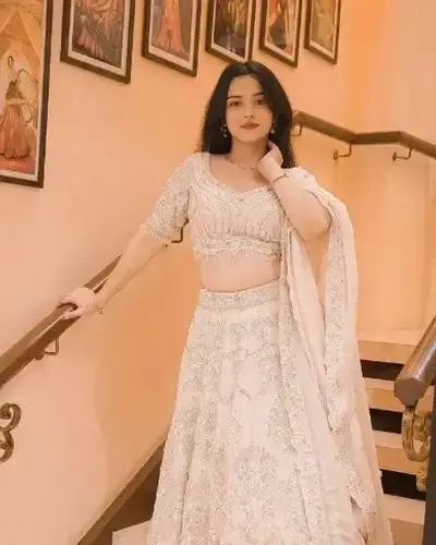 Escort Nadbai